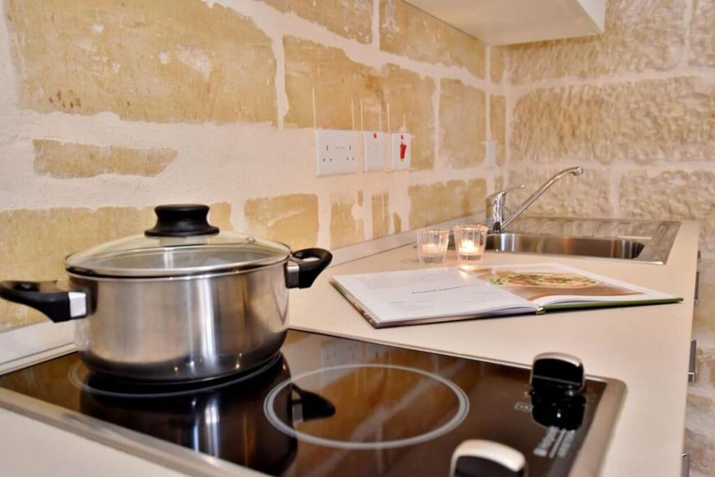 Vallettastay - Lucky Star One Bedroom Apartment 301 Εξωτερικό φωτογραφία